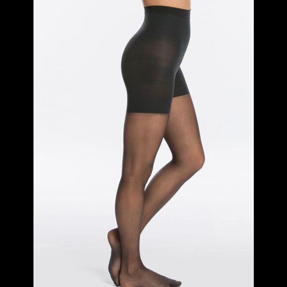 SPANX Accessories - NIB SPANX Luxe Leg Sheers in Black Size A